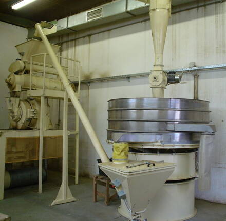 Spracovateľská linka na výrobu peliet z biomasy a bylín